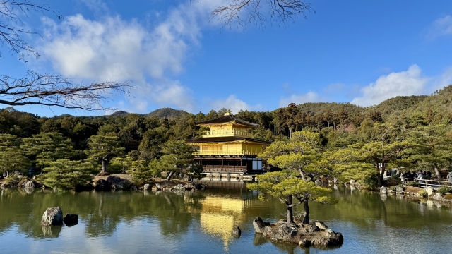 関西特化のプラットフォーム